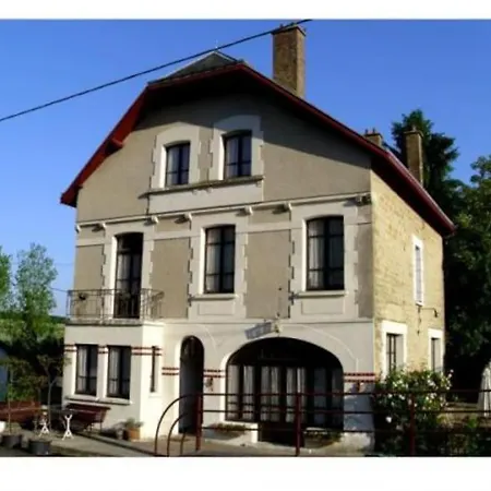 Holiday home De La Gare Semuy